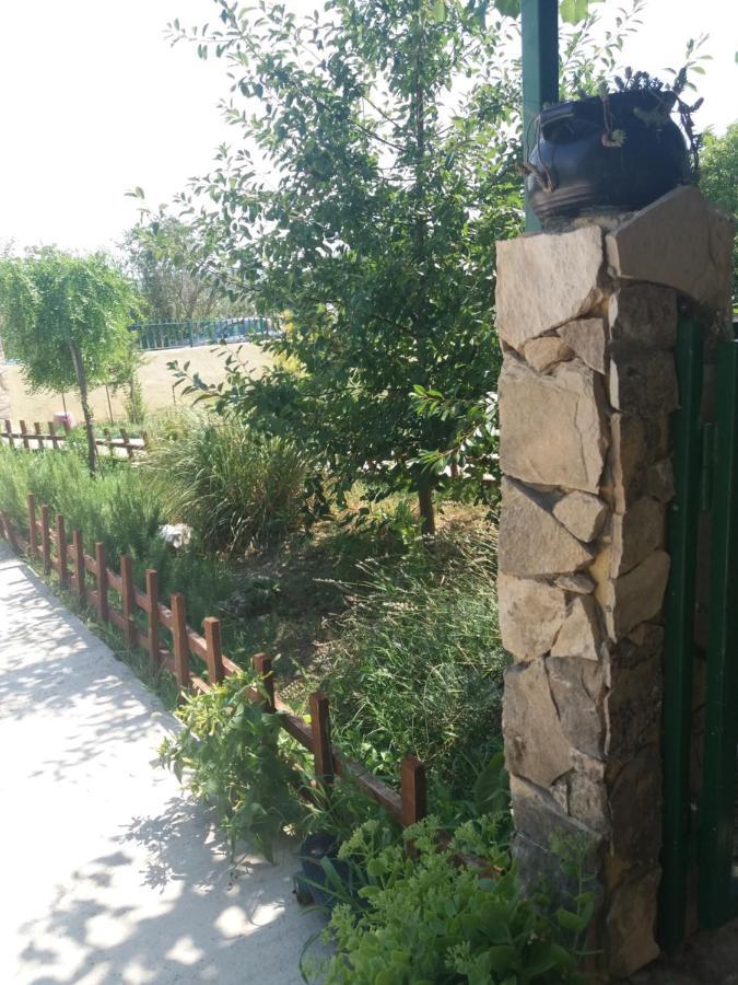 Banin Hotel Скрадин Екстериор снимка