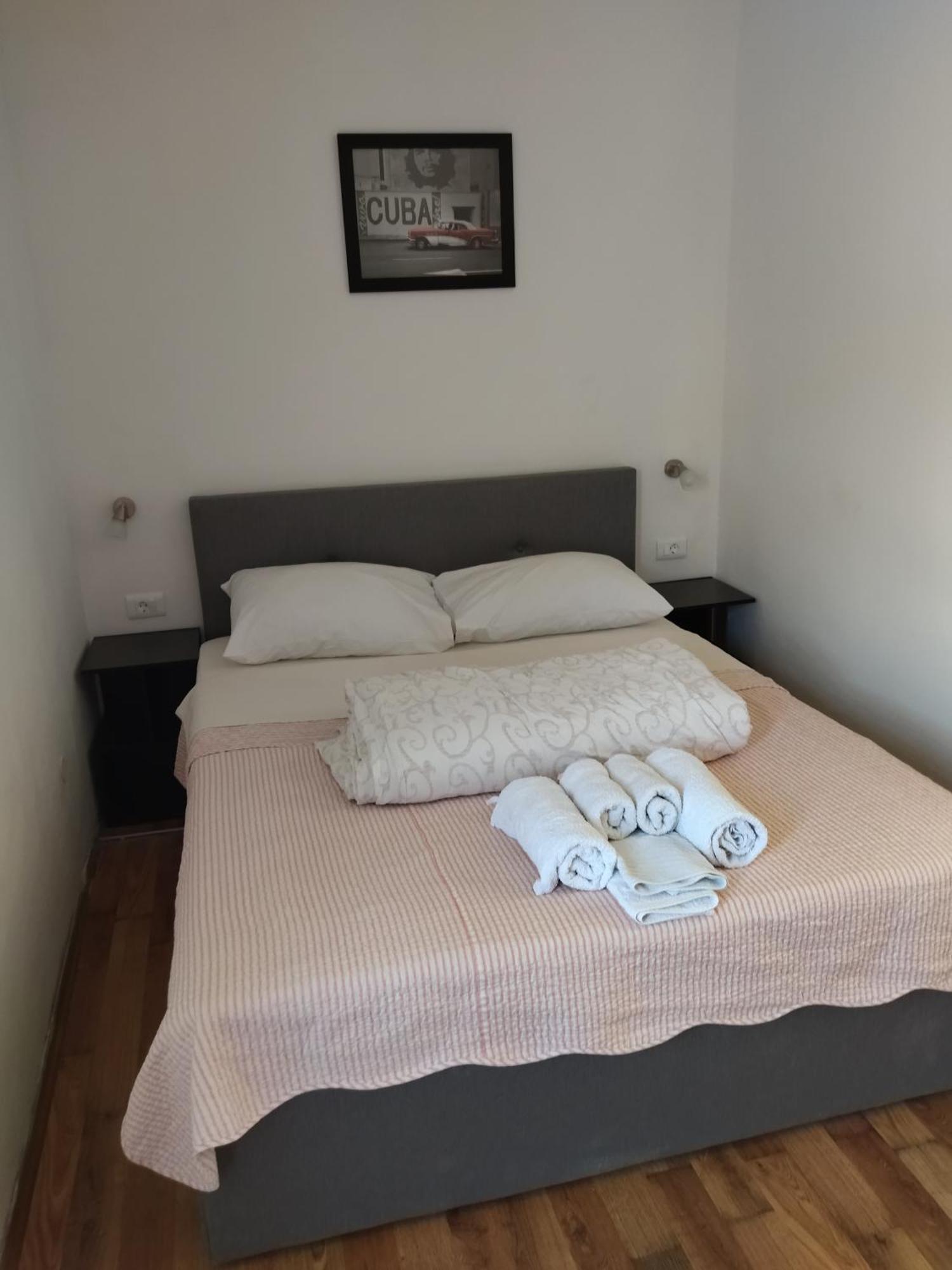 Banin Hotel Скрадин Стая снимка