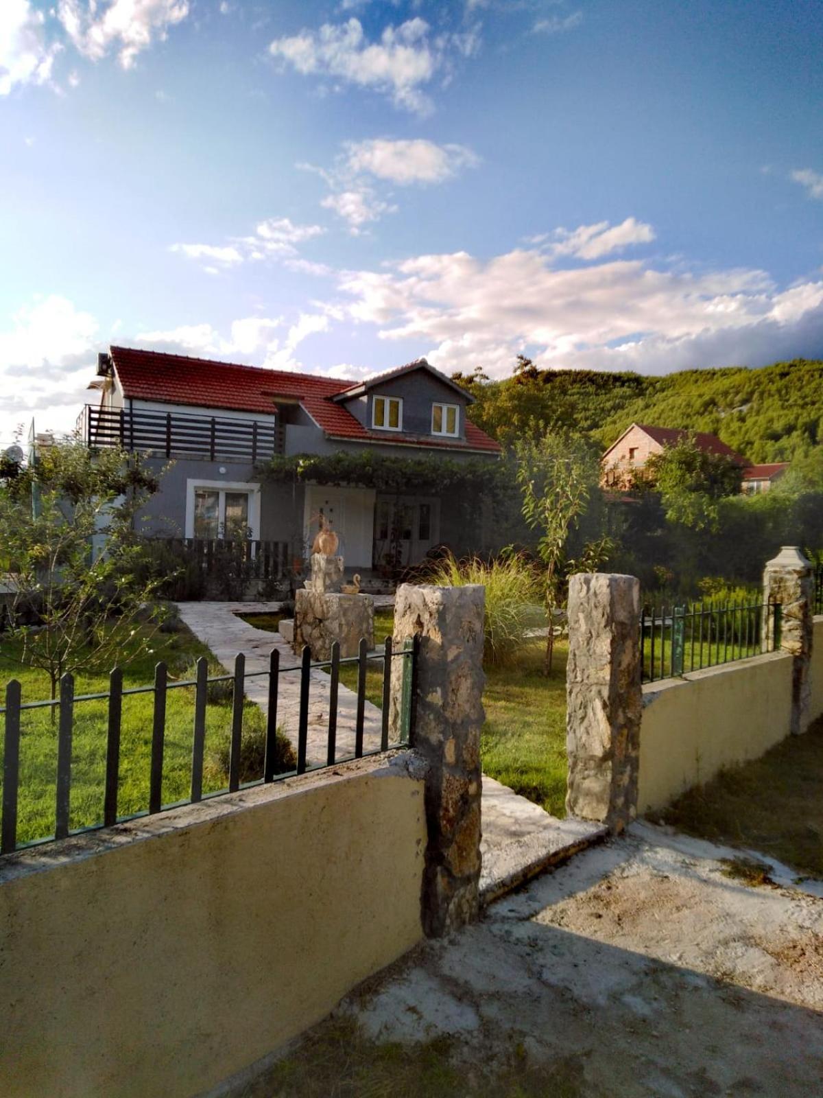 Banin Hotel Скрадин Стая снимка