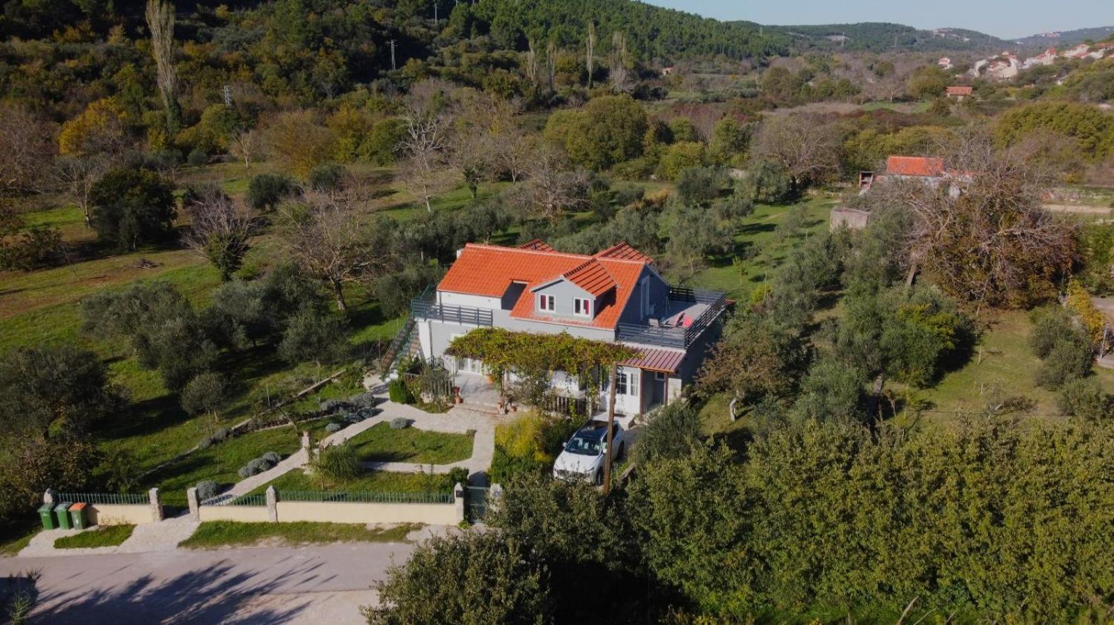 Banin Hotel Скрадин Екстериор снимка